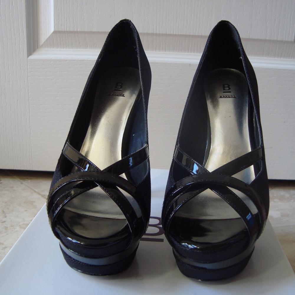 Baker's Kathy Peep Toe Heels
